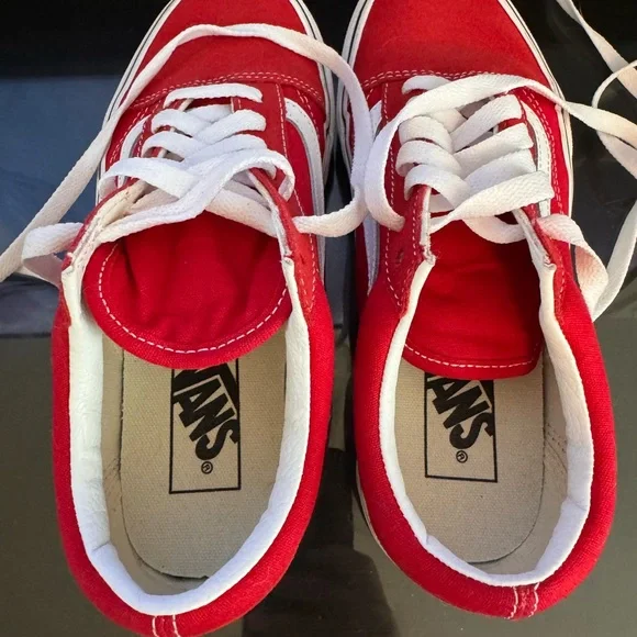 Women’s red vans sz 6.5 - Picture 2 of 4